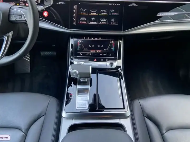 Audi Q8 2023, foto 6
