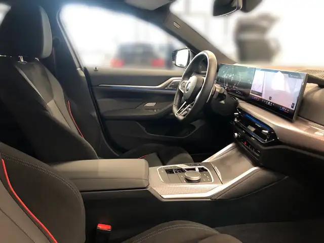 BMW 4 Series view 13