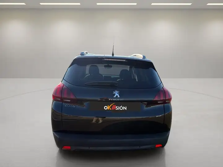 Peugeot 2008 1.2 Pure Tech Style (2017) 2018, foto 8
