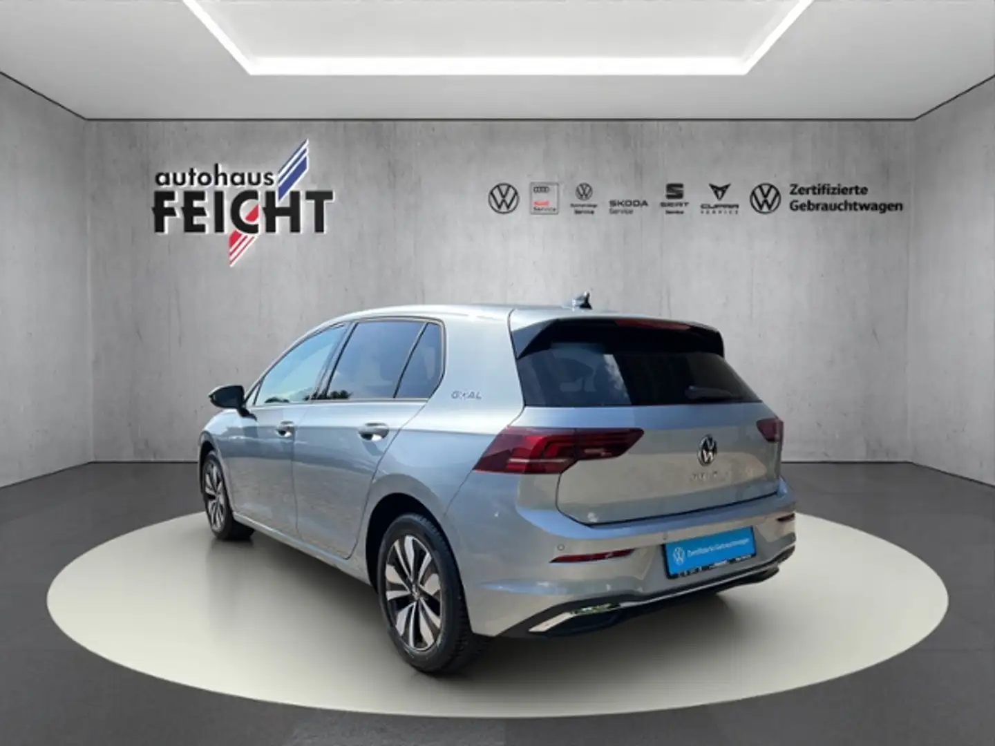 Volkswagen Golf VIII 1.5 eTSI Goal+LED+NAV-VORB+KEYLESS+APP Plateado - 2