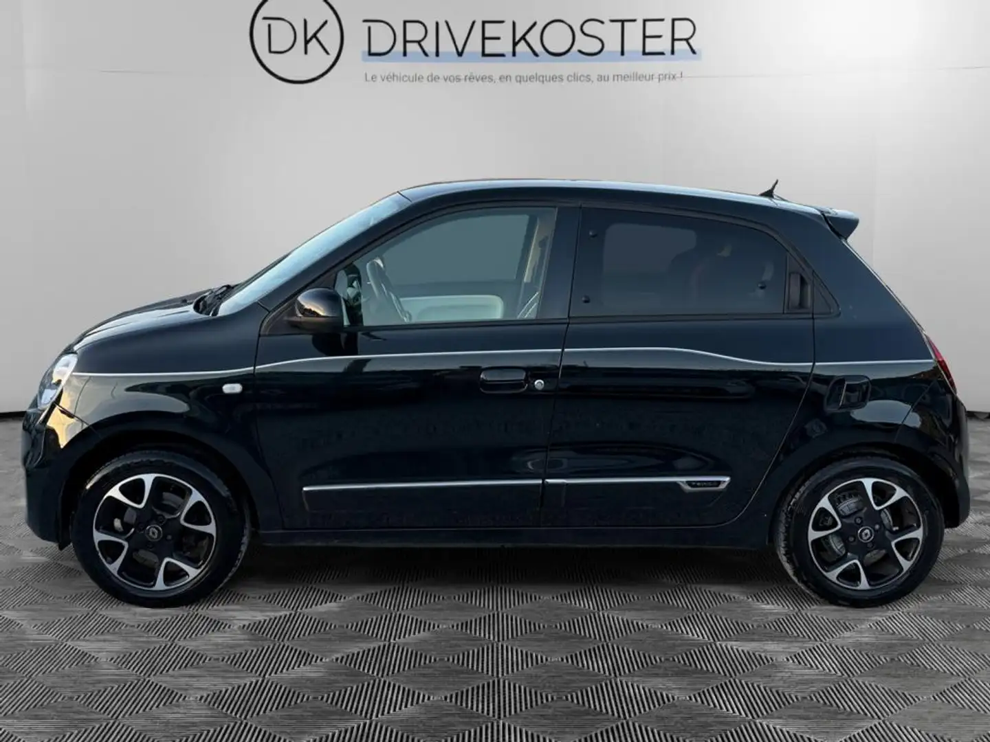 Renault Twingo Twingo 0.9 TCe - 95  III BERLINE Signature PHASE 2 Noir - 2