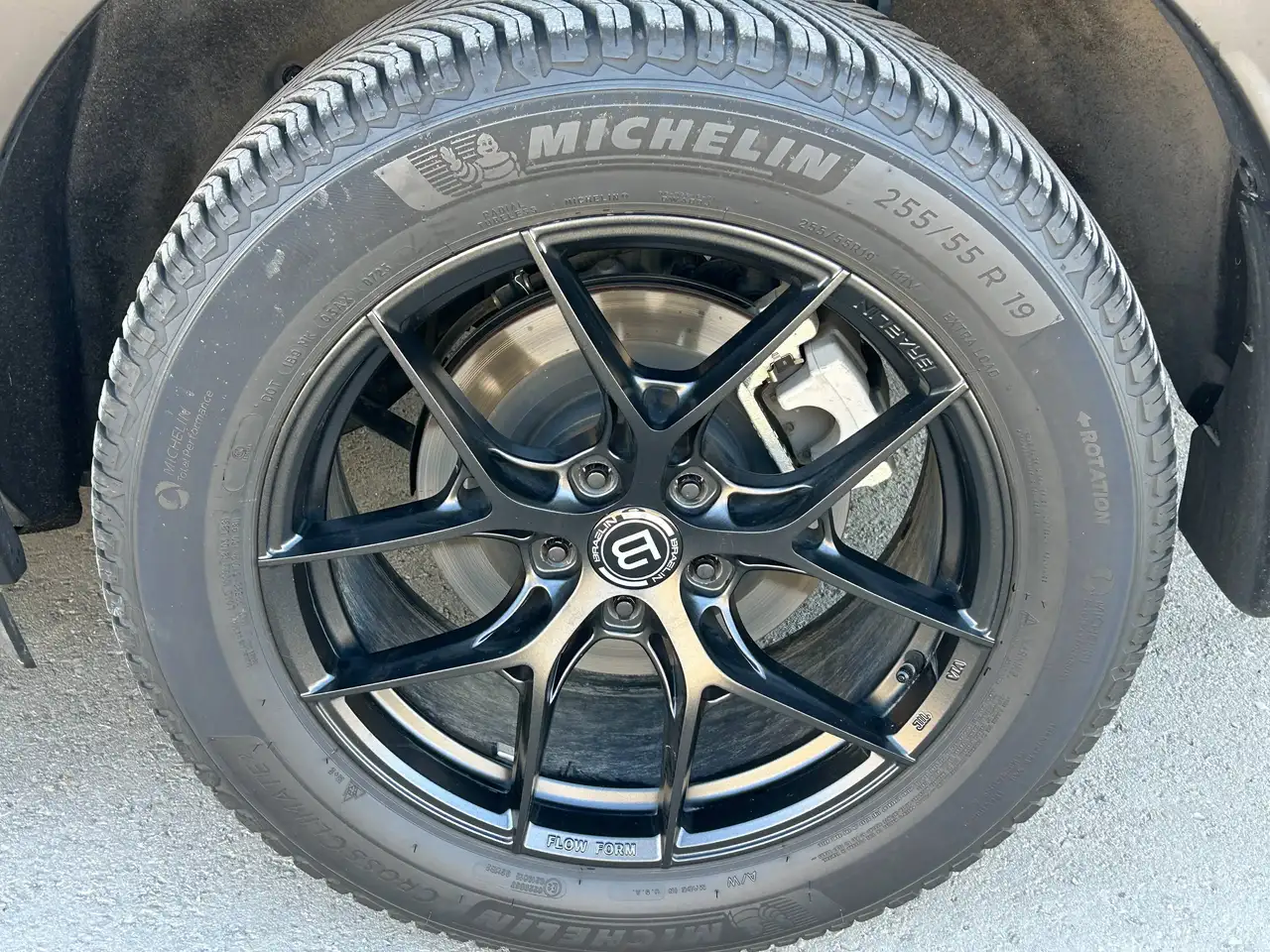 Nissan Pathfinder снимка Nissan Pathfinder