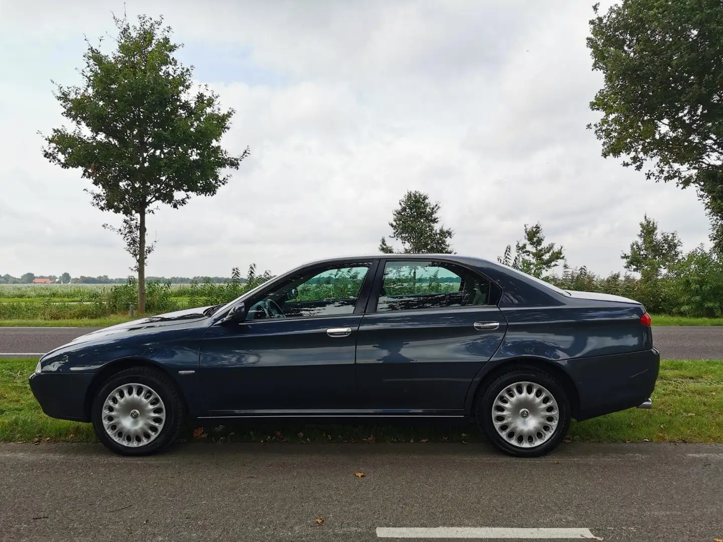 Alfa Romeo 166 2.0-16V T.Spark Gris - 2