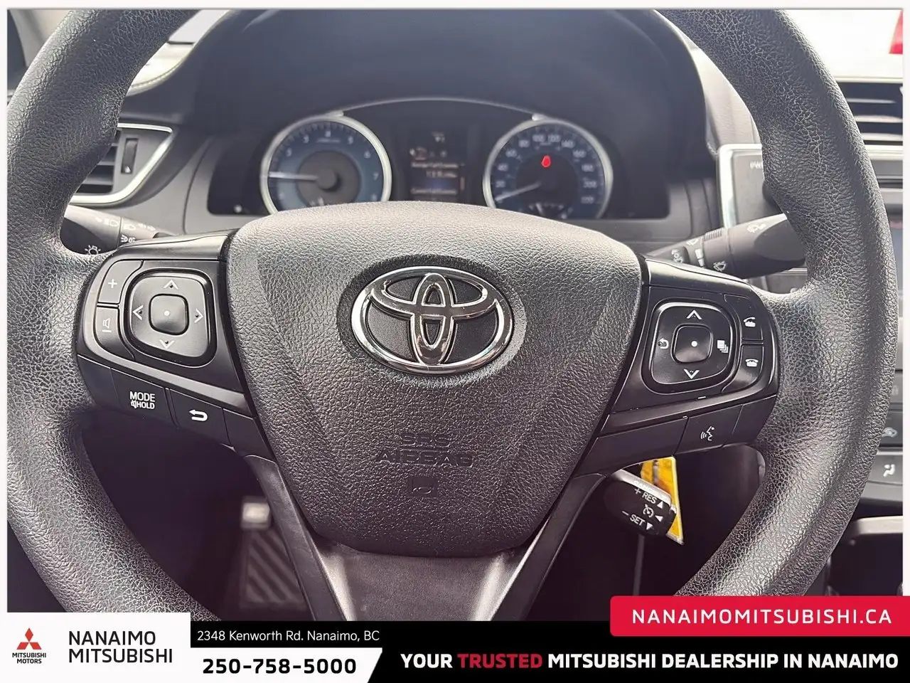 Toyota Camry снимка Toyota Camry