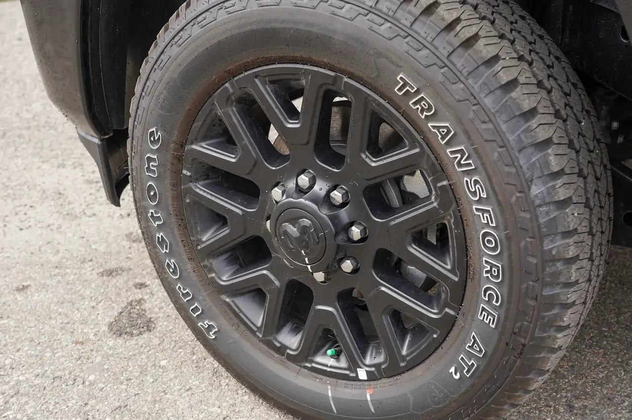 RAM 3500 снимка RAM 3500