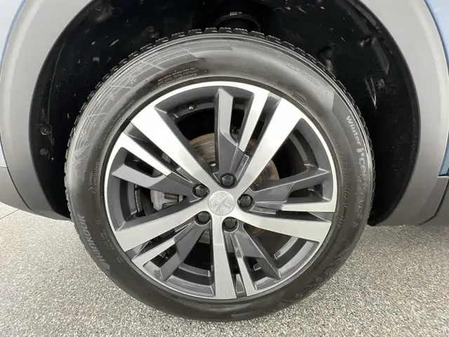 Peugeot 3008 view 10