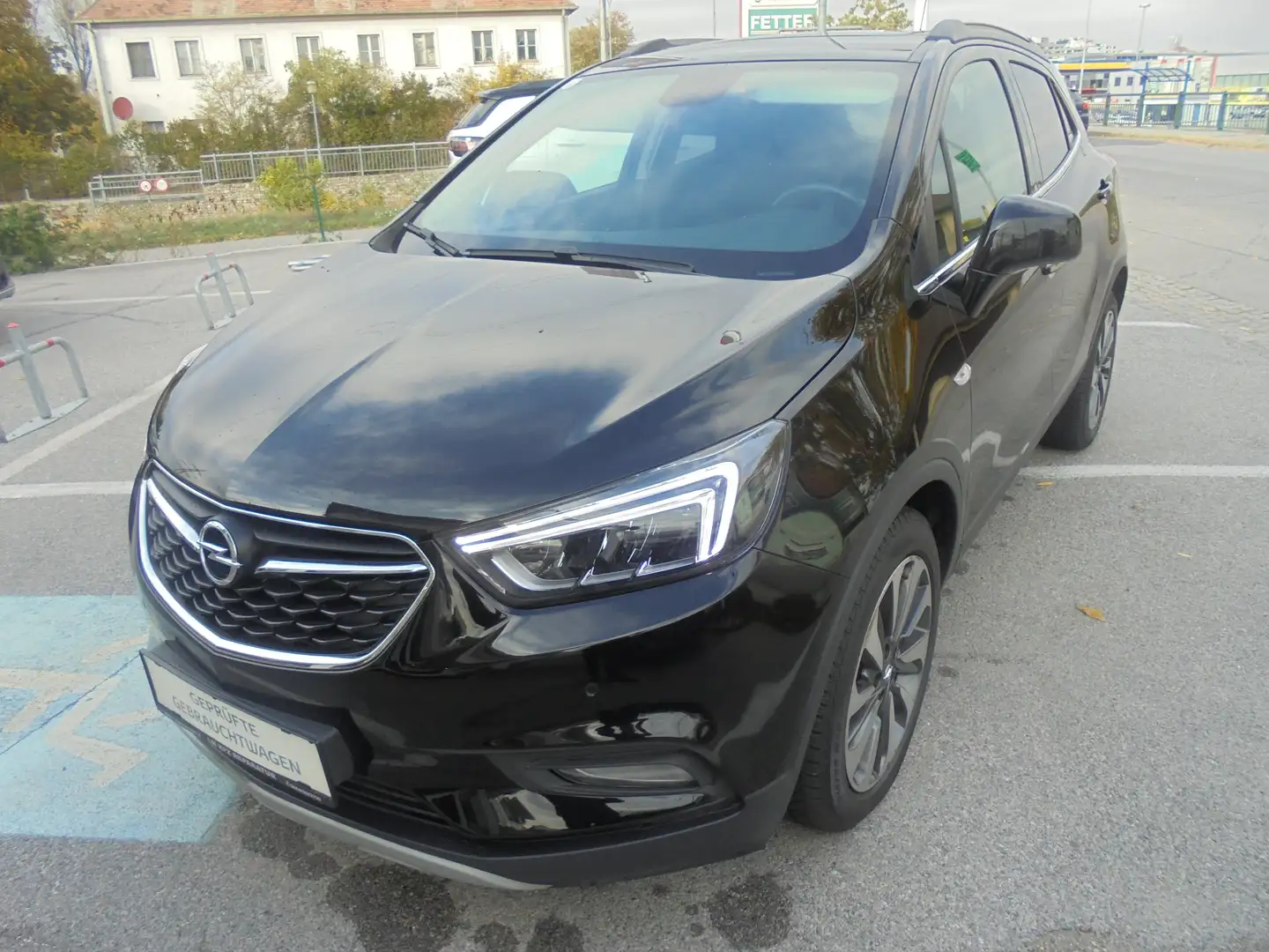 Opel Mokka X Innovation Schwarz - 1