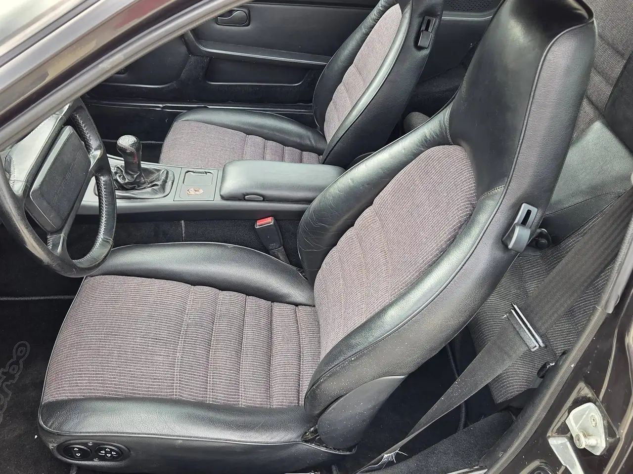 Porsche 944 TARGA 2.5 Turbo -ASI\CRS-, foto 10