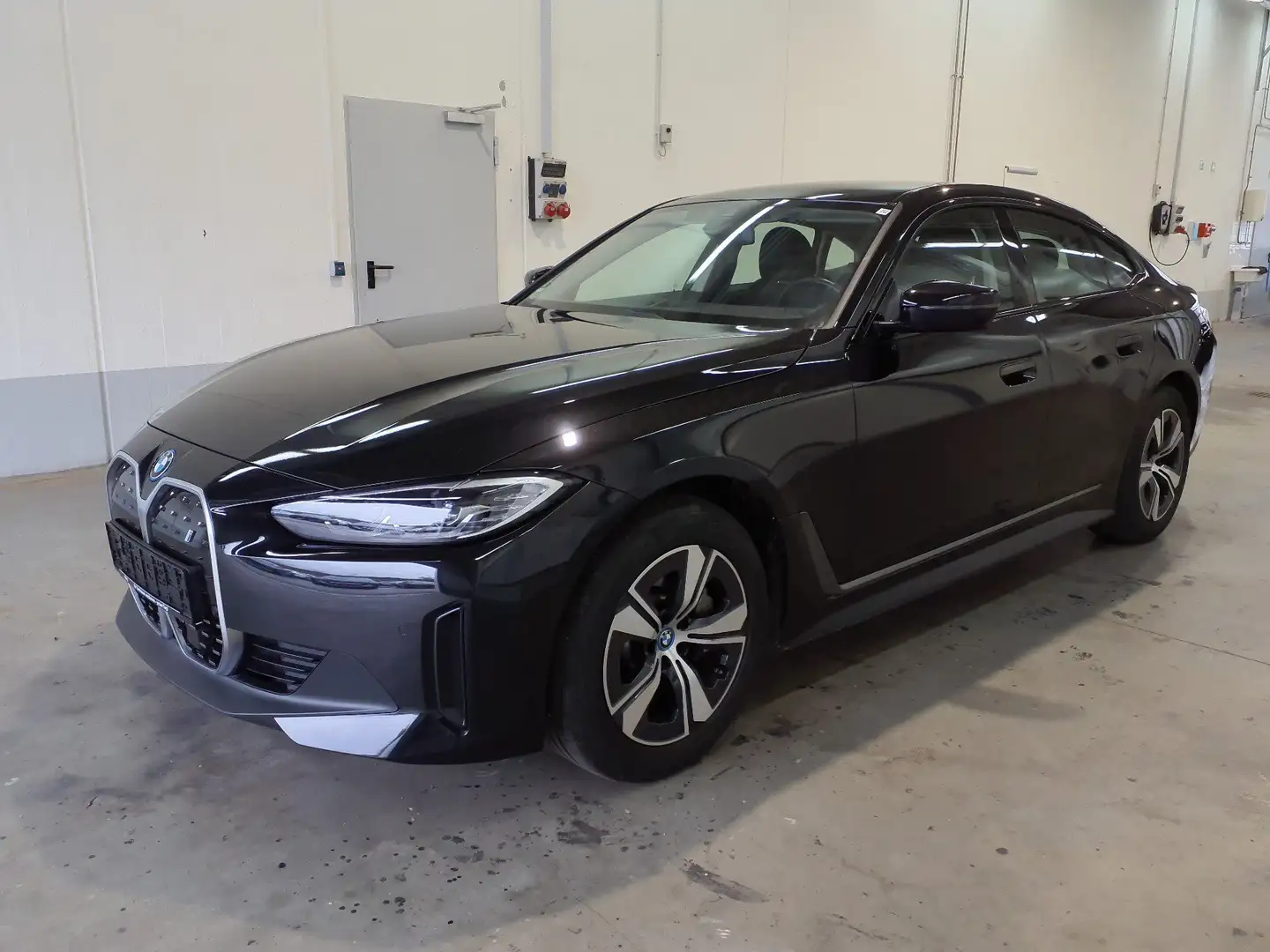BMW i4 BMW i4 eDrive40 Gran Coupe Ambiente DAB+ LED Light Noir - 1