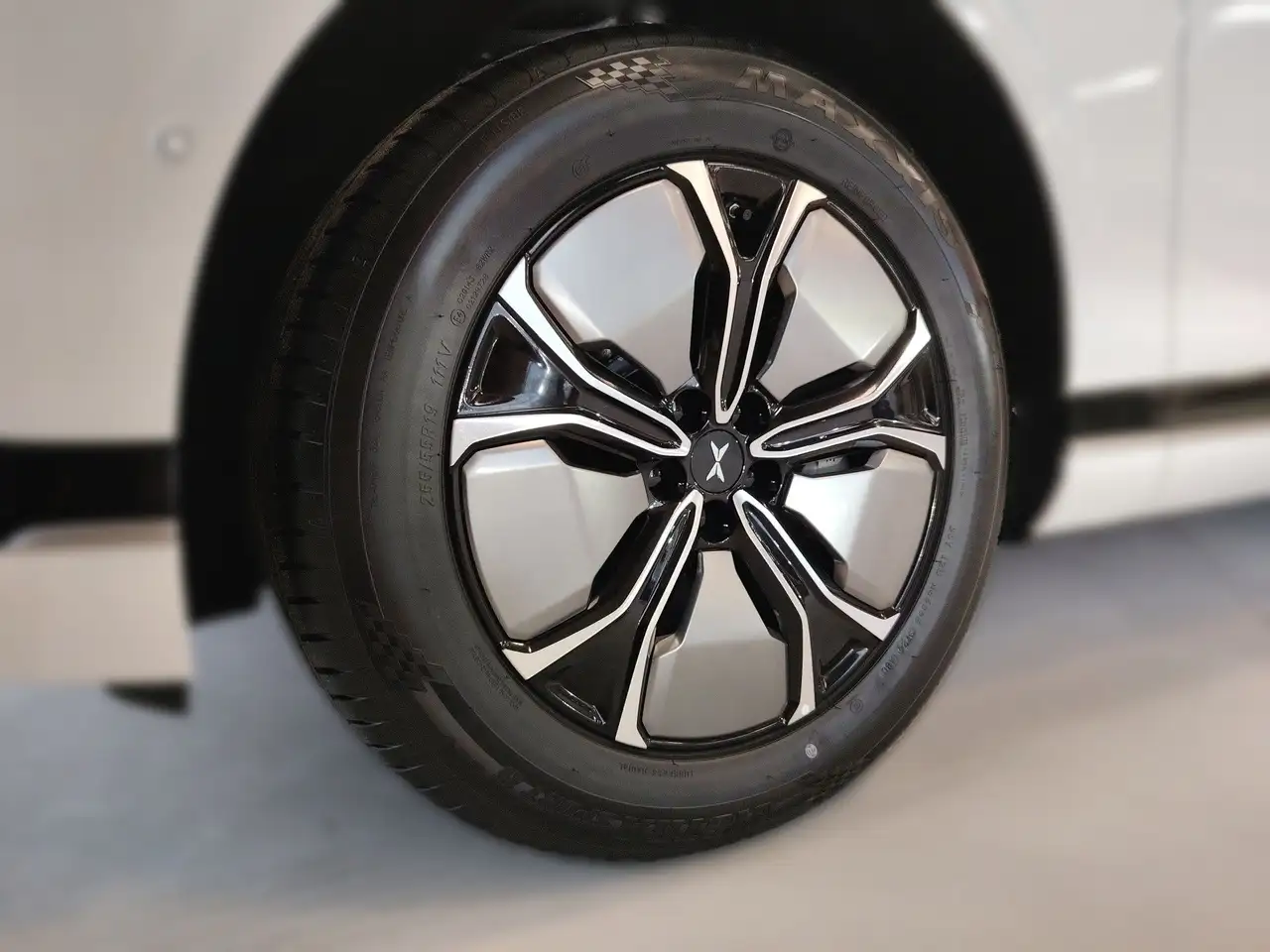 XPENG G9