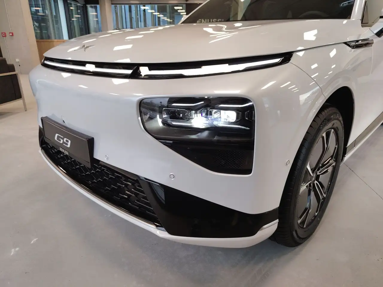 XPENG G9