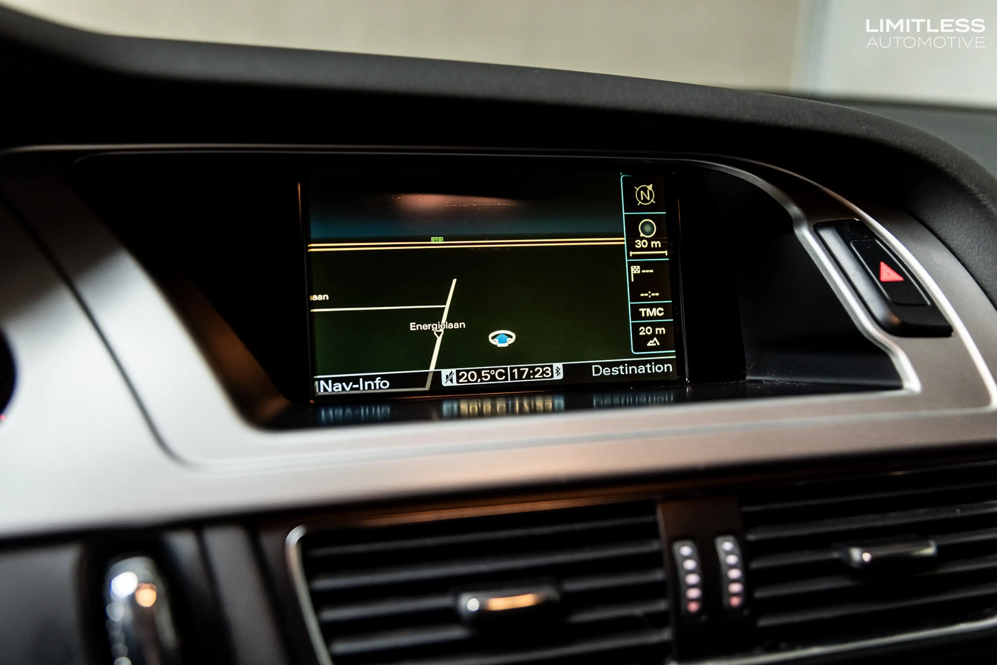 Audi A4 allroad 2.0 TFSI Quattro | S-Line / LED / B&O / LEDER / FULL — photo 13