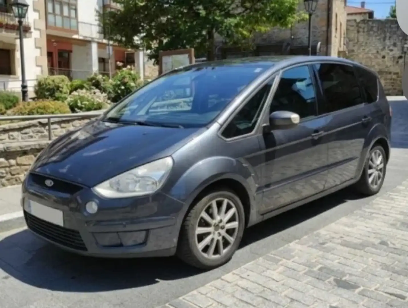 Ford S-Max 2.0TDCi Titanium - 1