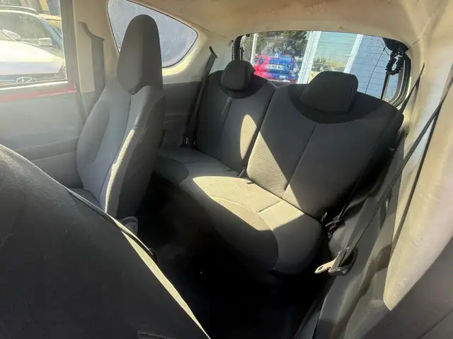 Toyota Aygo view 10