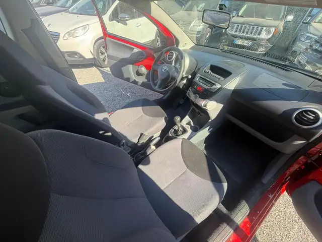 Toyota Aygo view 14