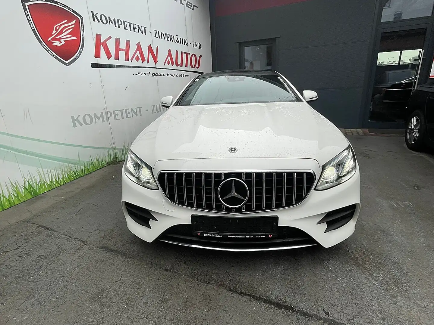 Mercedes-Benz E 400 4MATIC Aut. *AMG* Weiß - 2