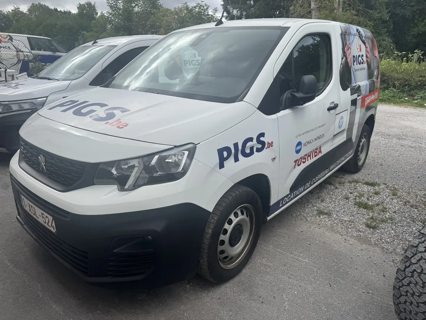Peugeot Partner utilitaire 4 portes White - 1