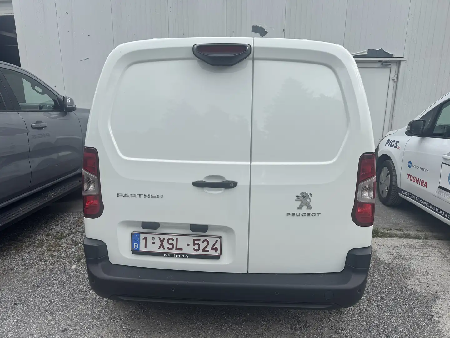 Peugeot Partner utilitaire 4 portes White - 2