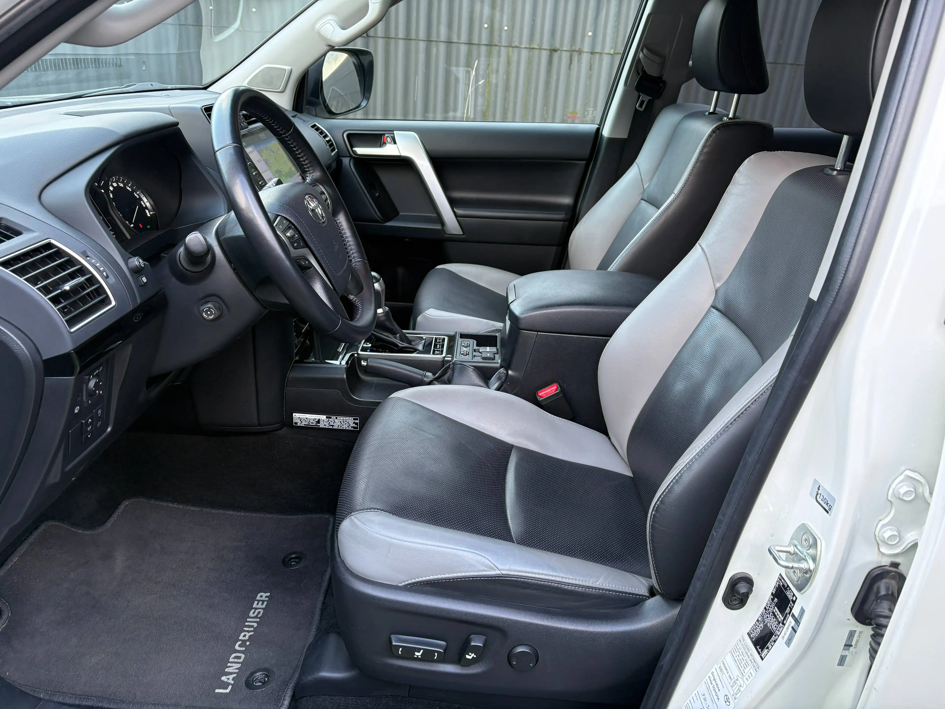 Toyota Land Cruiser 2.8 D-4D*BLACK EDITION*7 SEATS*55.000 EUR+TVA — photo 13