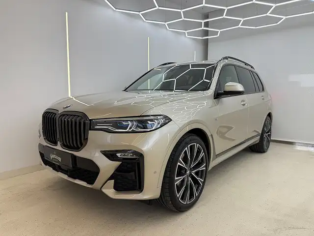 BMW X7 xDrive 30d M-Sport *Individual*6-Sitzer*22-Zoll*