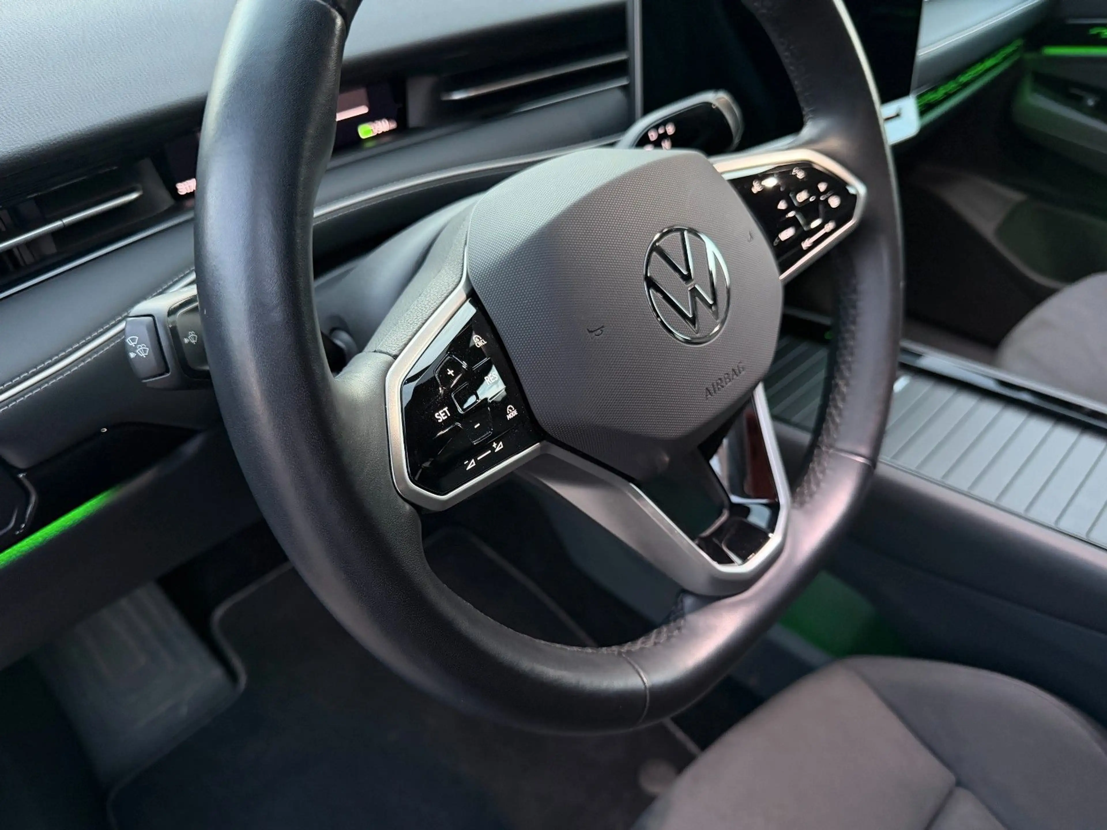 Volkswagen ID.7 Tourer Pro 210 kW AHK*360°*HUD*STDHZ*SIDE* — photo 10