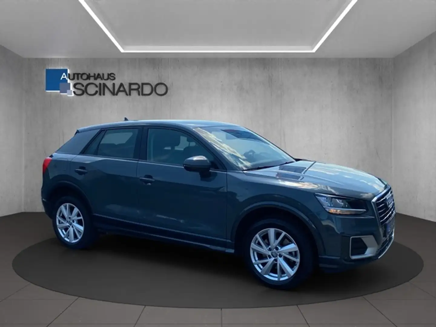 Audi Q2 1.4TFSI S-Tronic Design*Navi*PDC*Garantie*SHZ Gris - 2