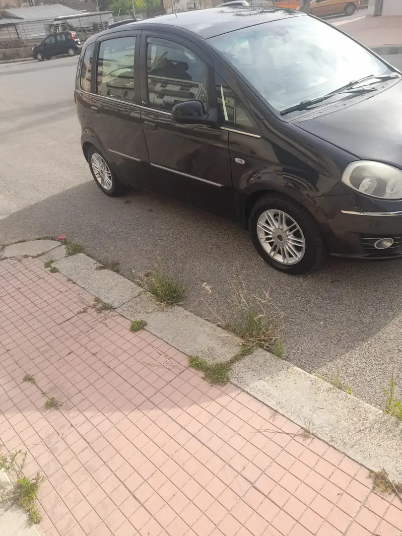 Lancia MUSA 1.3 mjt 5th Avenue 95cv dfn - 2