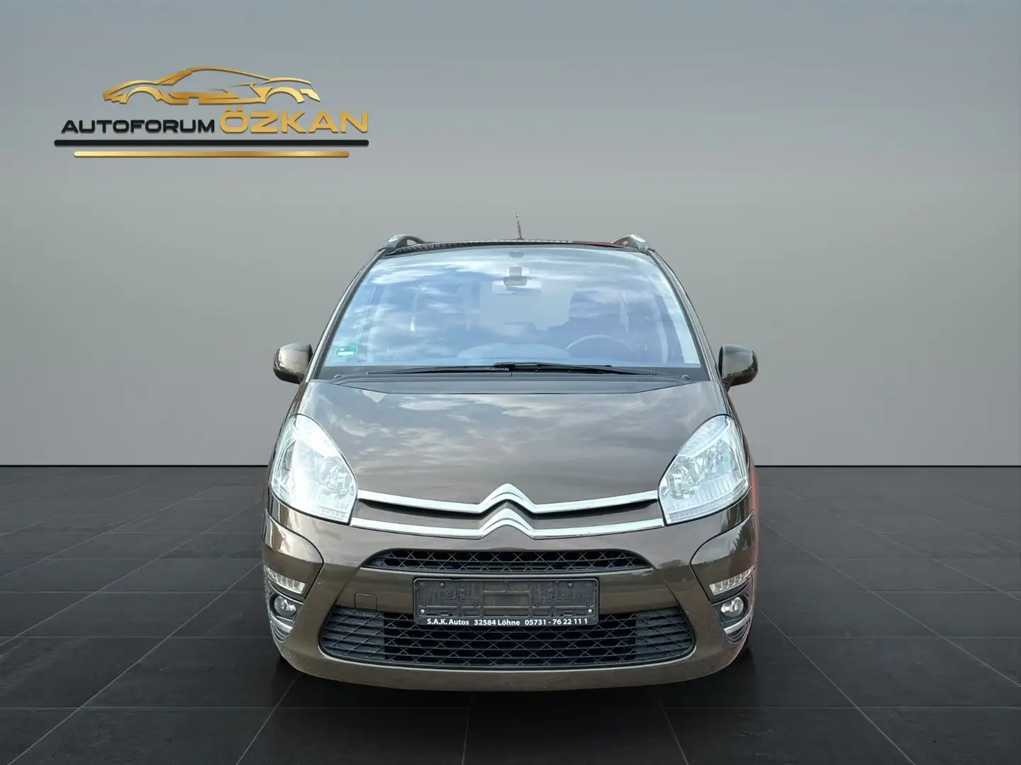 Citroen Grand C4 Picasso Tendance 7 Sitzer Bruin - 2