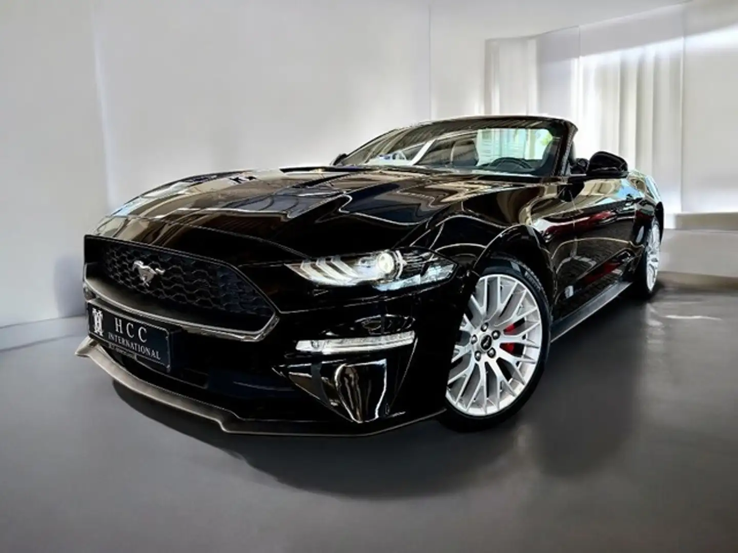 Ford Mustang 2,3 EB Cabrio Aut. | Garantie| Deutsch ! Zwart - 1