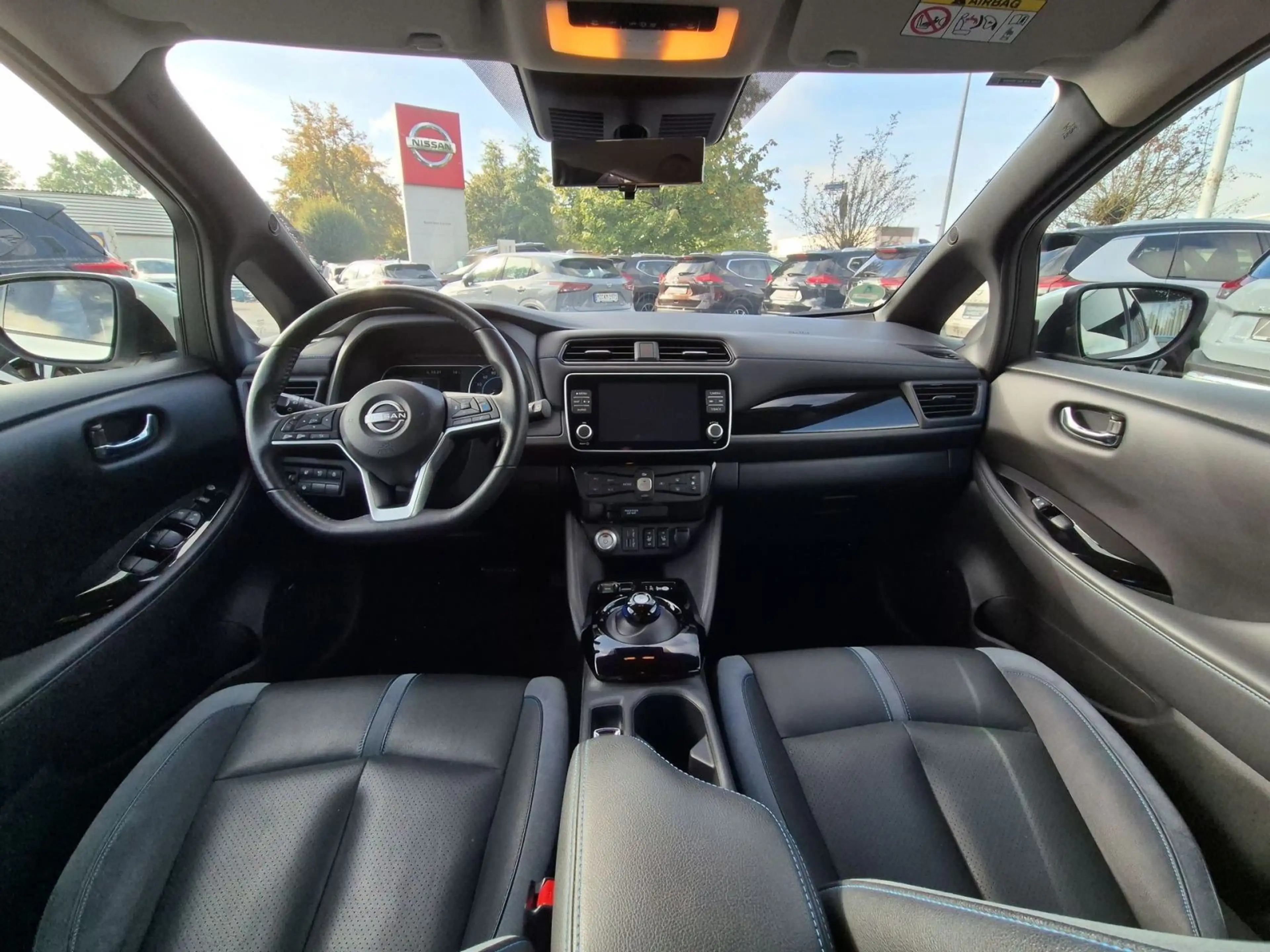 Nissan Leaf Tekna / 360°/ Keyless / Leder / LED / SHZ — photo 10