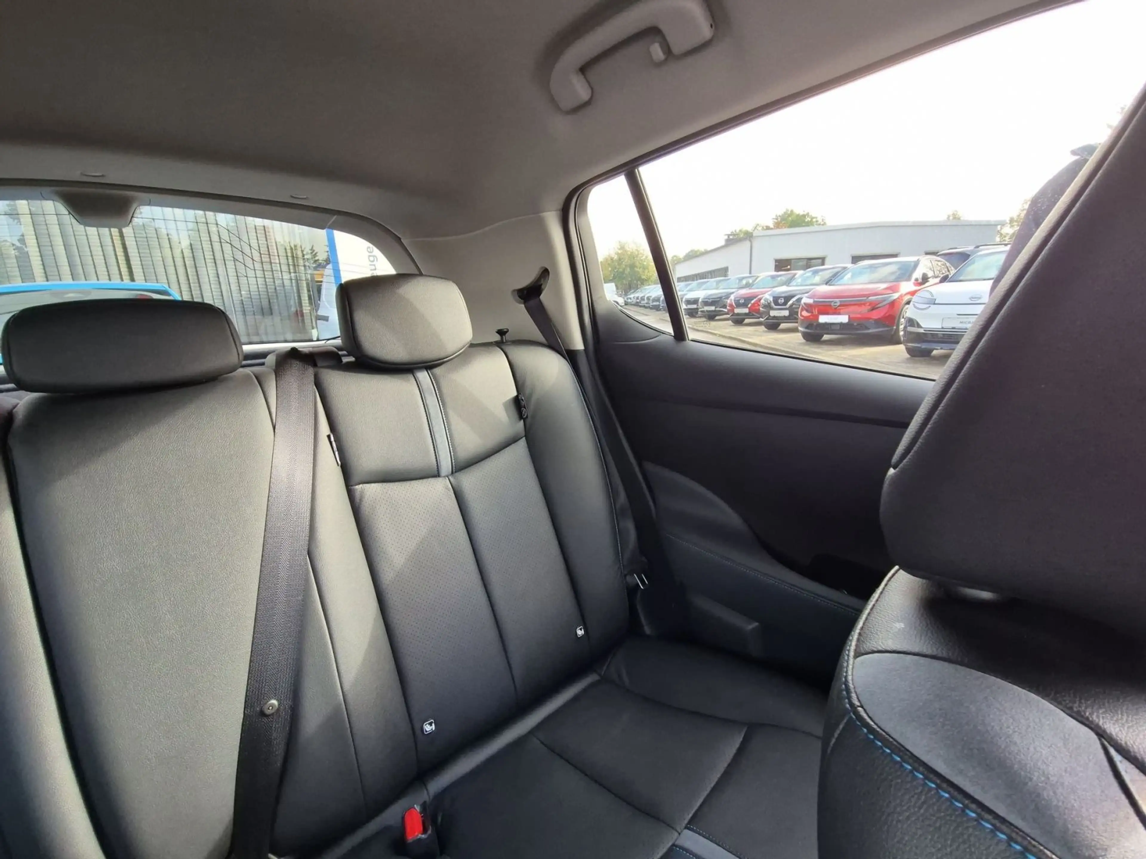 Nissan Leaf Tekna / 360°/ Keyless / Leder / LED / SHZ — photo 14