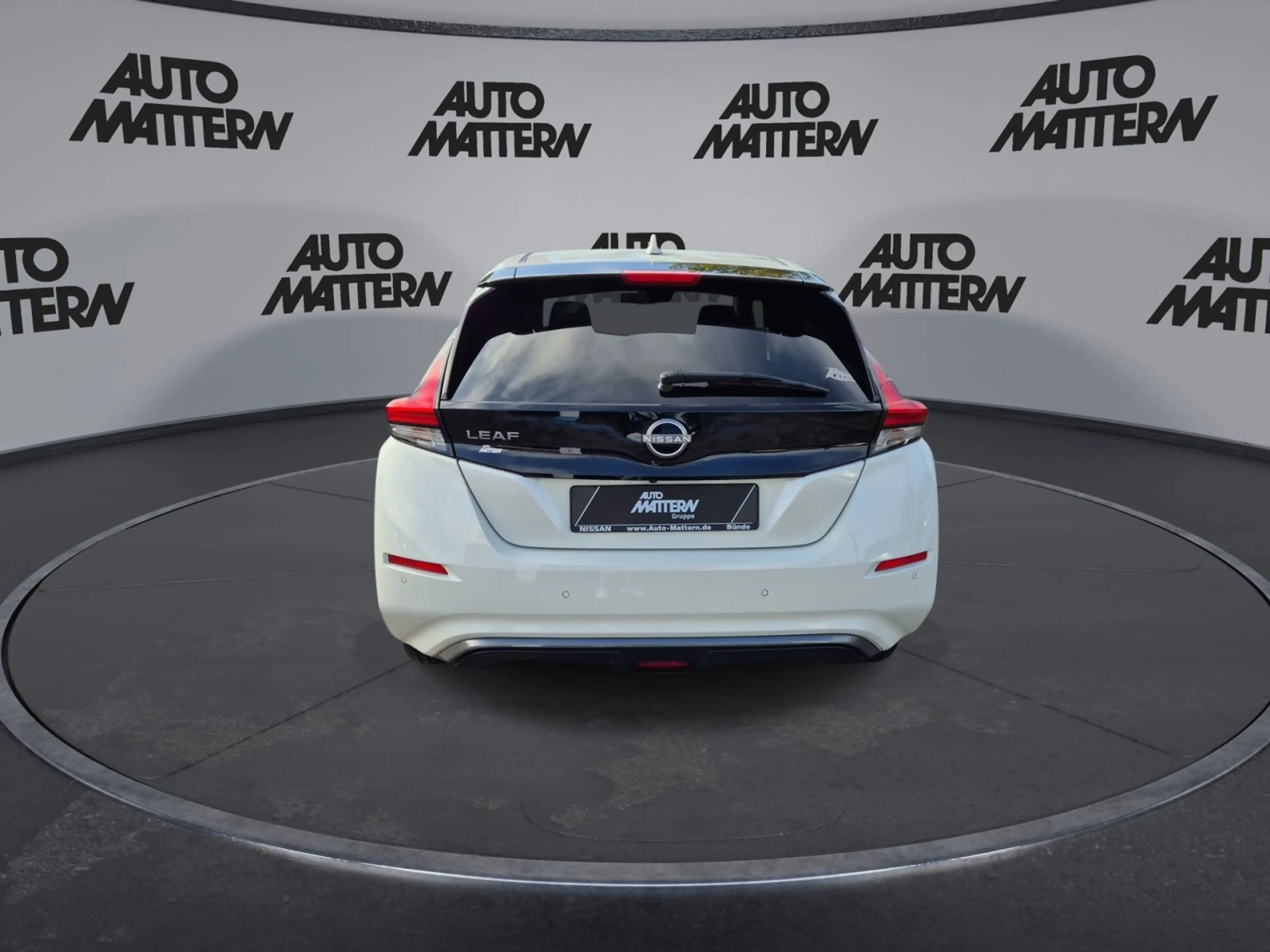 Nissan Leaf Tekna / 360°/ Keyless / Leder / LED / SHZ — photo 7