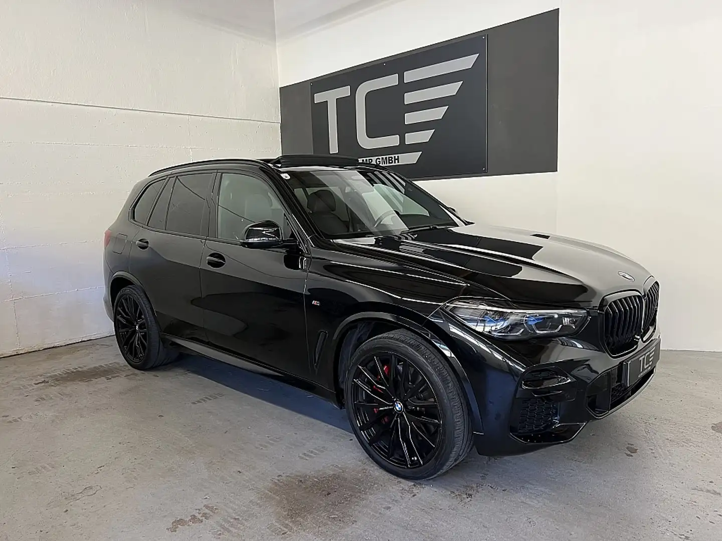 BMW X5 xDrive40d Aut.22", M Sport, Ahk, Pano, Laser,.. Schwarz - 1