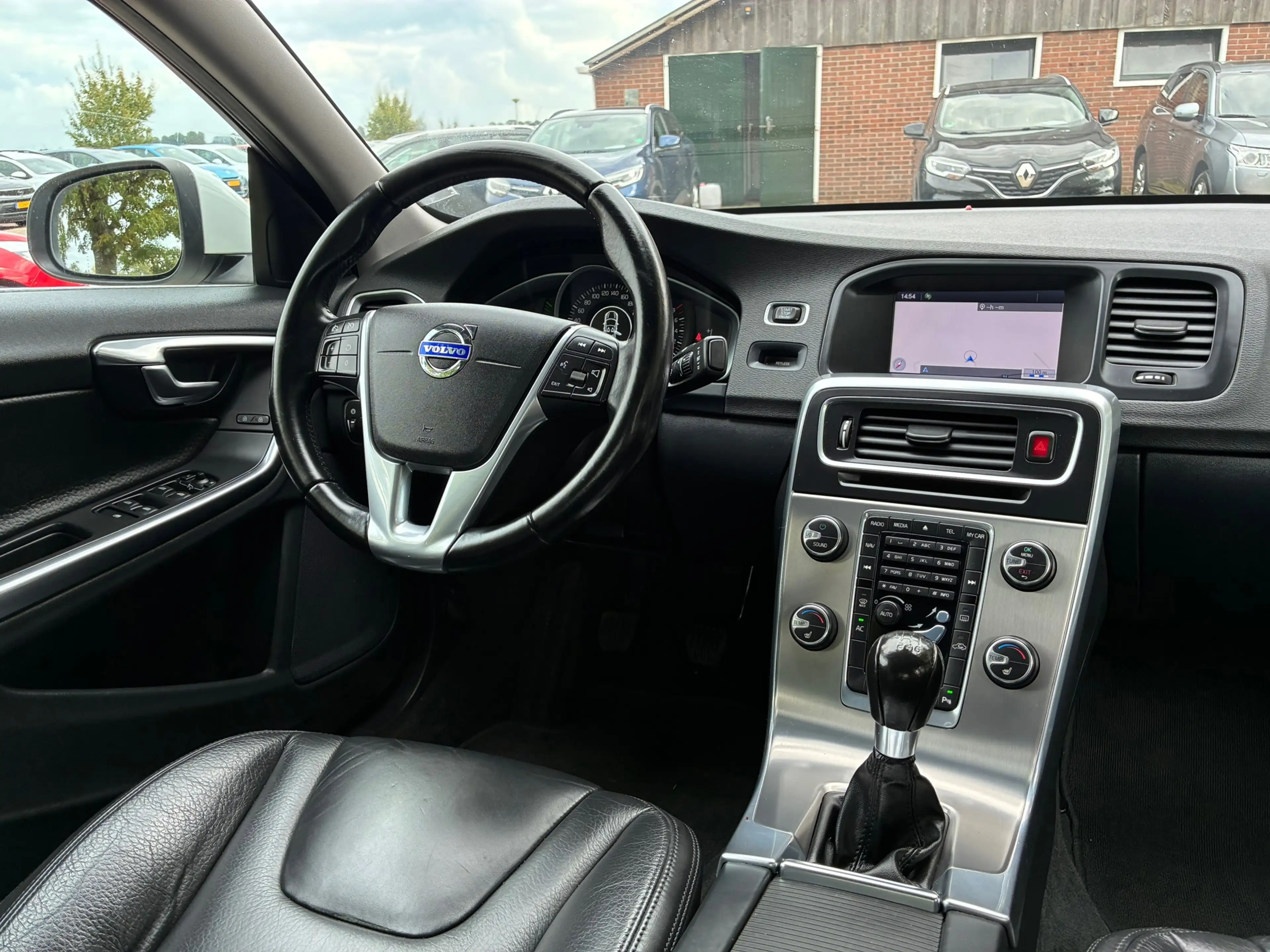 Volvo S60 1.6 T3 Summum | Leder + Cruise + Clima nu € 6.975, — photo 3