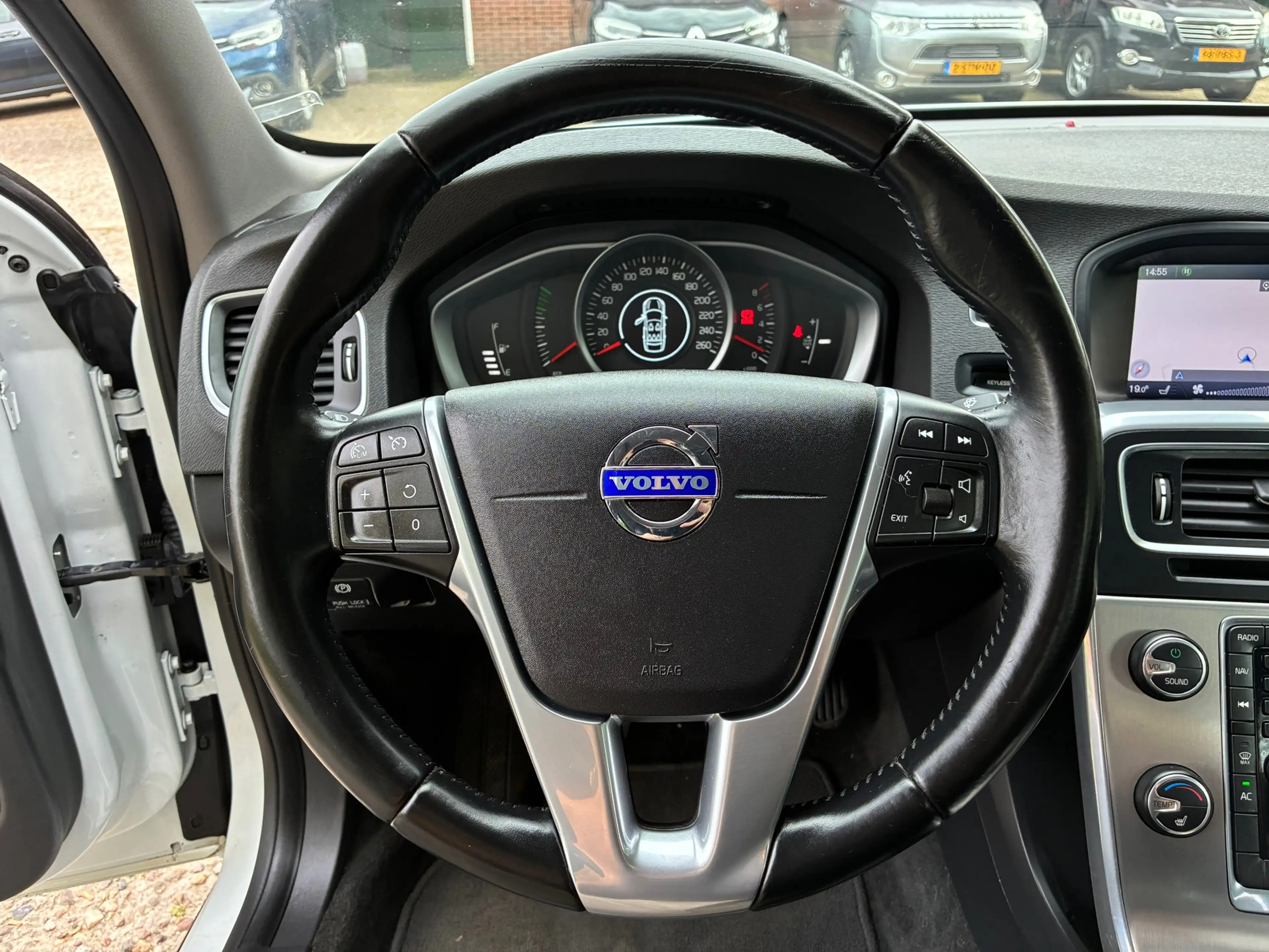 Volvo S60 1.6 T3 Summum | Leder + Cruise + Clima nu € 6.975, — photo 16