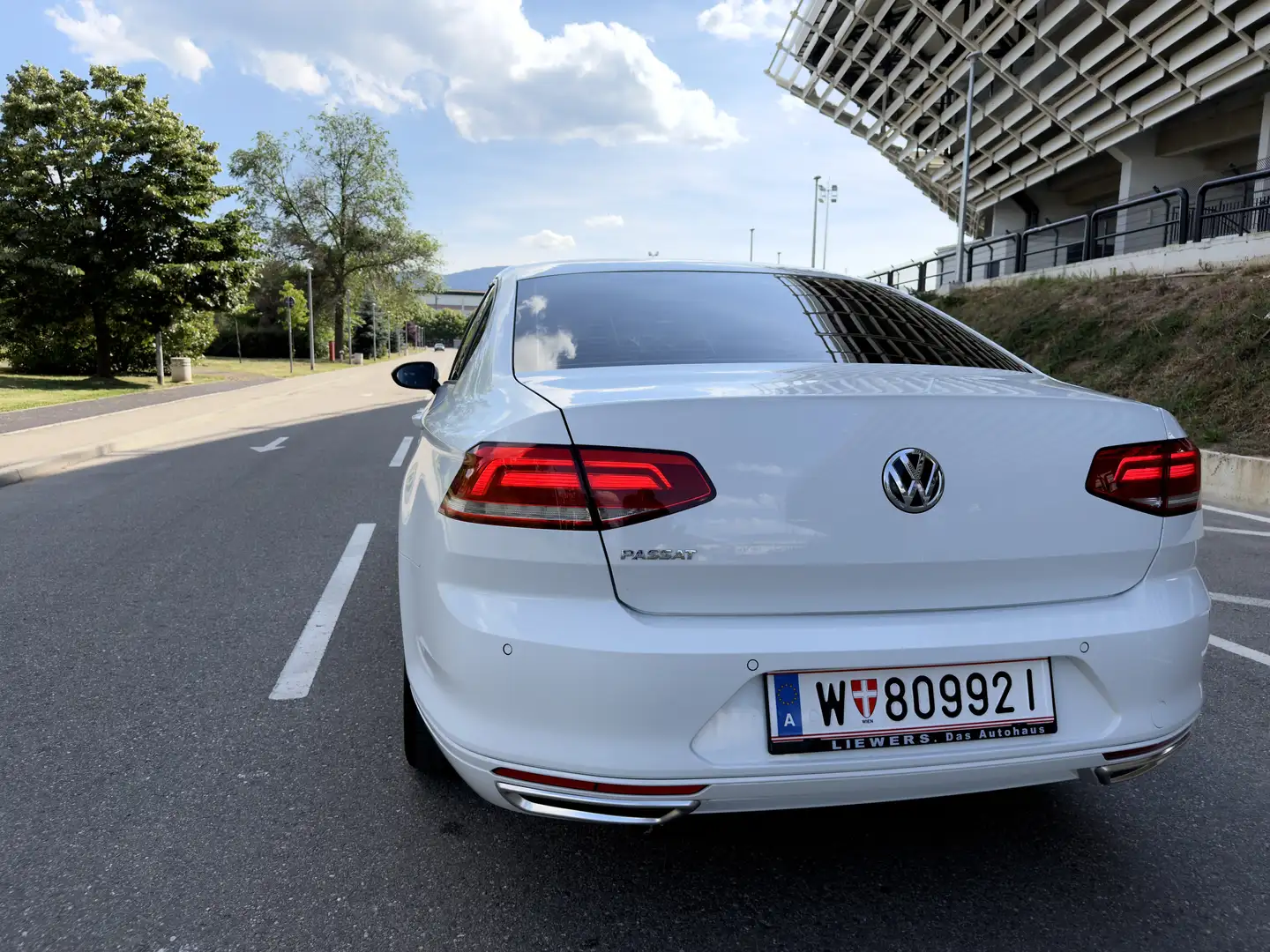 Volkswagen Passat 2.0 TDI SCR Comfortline - 2