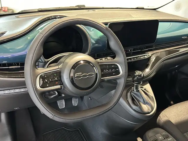 Fiat 500 view 11