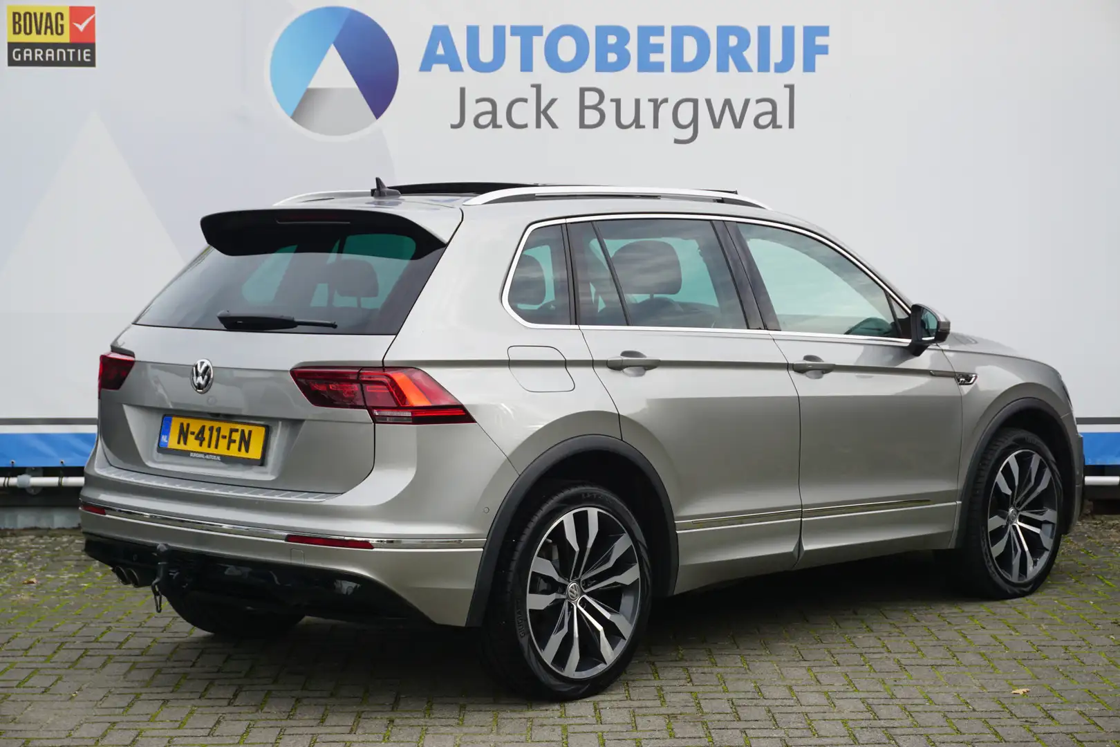 Volkswagen Tiguan 2.0 TDI DSG 4Motion Highline R-Line Trekhaak | Cam Gris - 2