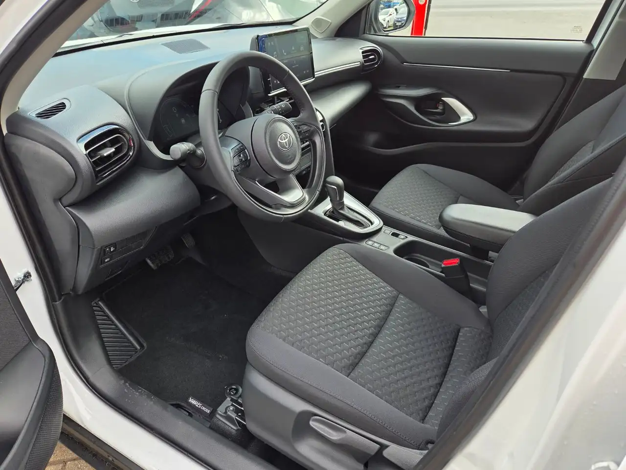 Toyota Yaris Cross 1.5 E FWD Basis ACC+Navi+Kam.+LM 8