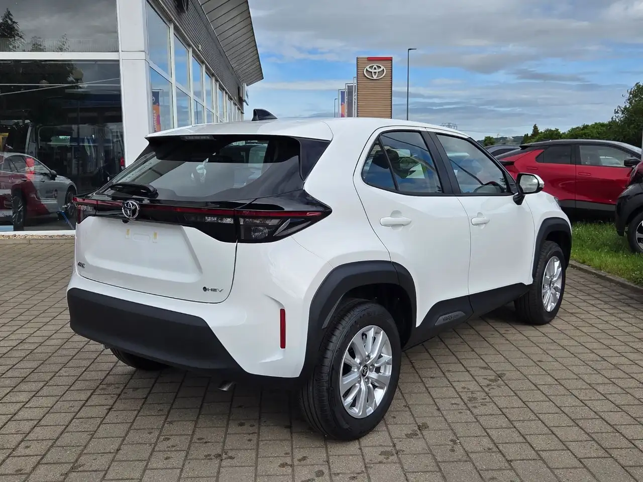 Toyota Yaris Cross 1.5 E FWD Basis ACC+Navi+Kam.+LM 6