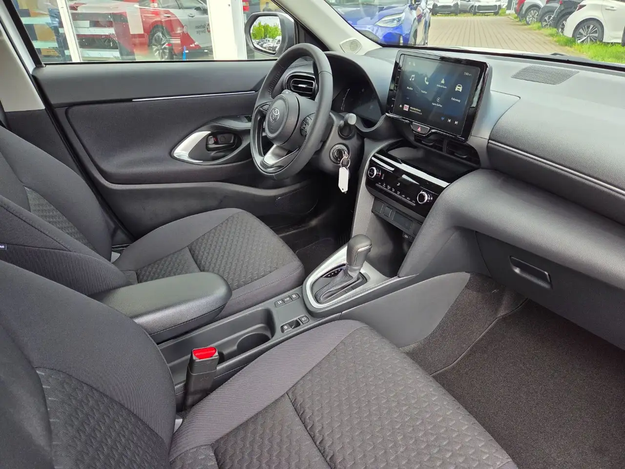 Toyota Yaris Cross 1.5 E FWD Basis ACC+Navi+Kam.+LM 11