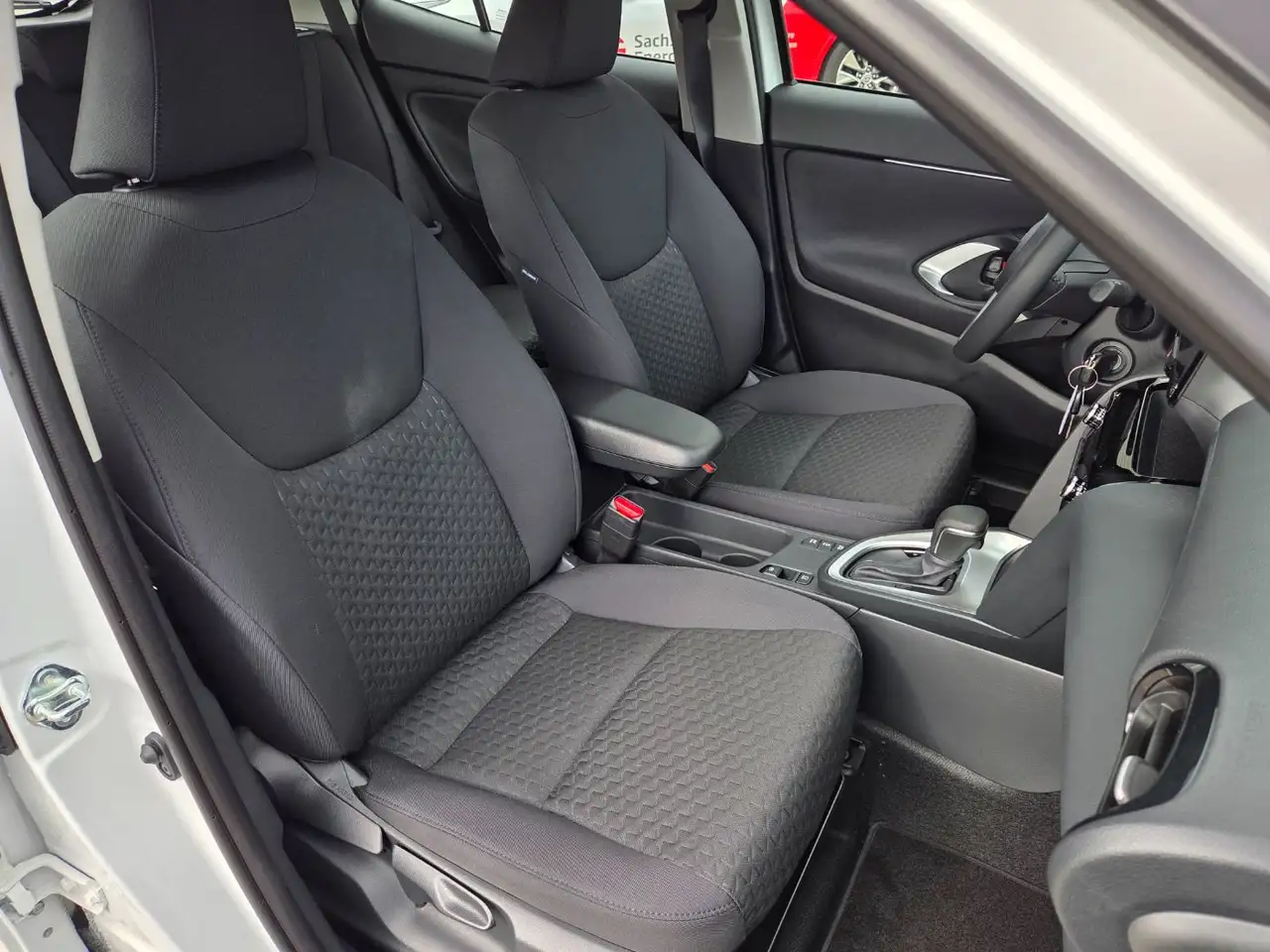 Toyota Yaris Cross 1.5 E FWD Basis ACC+Navi+Kam.+LM 12