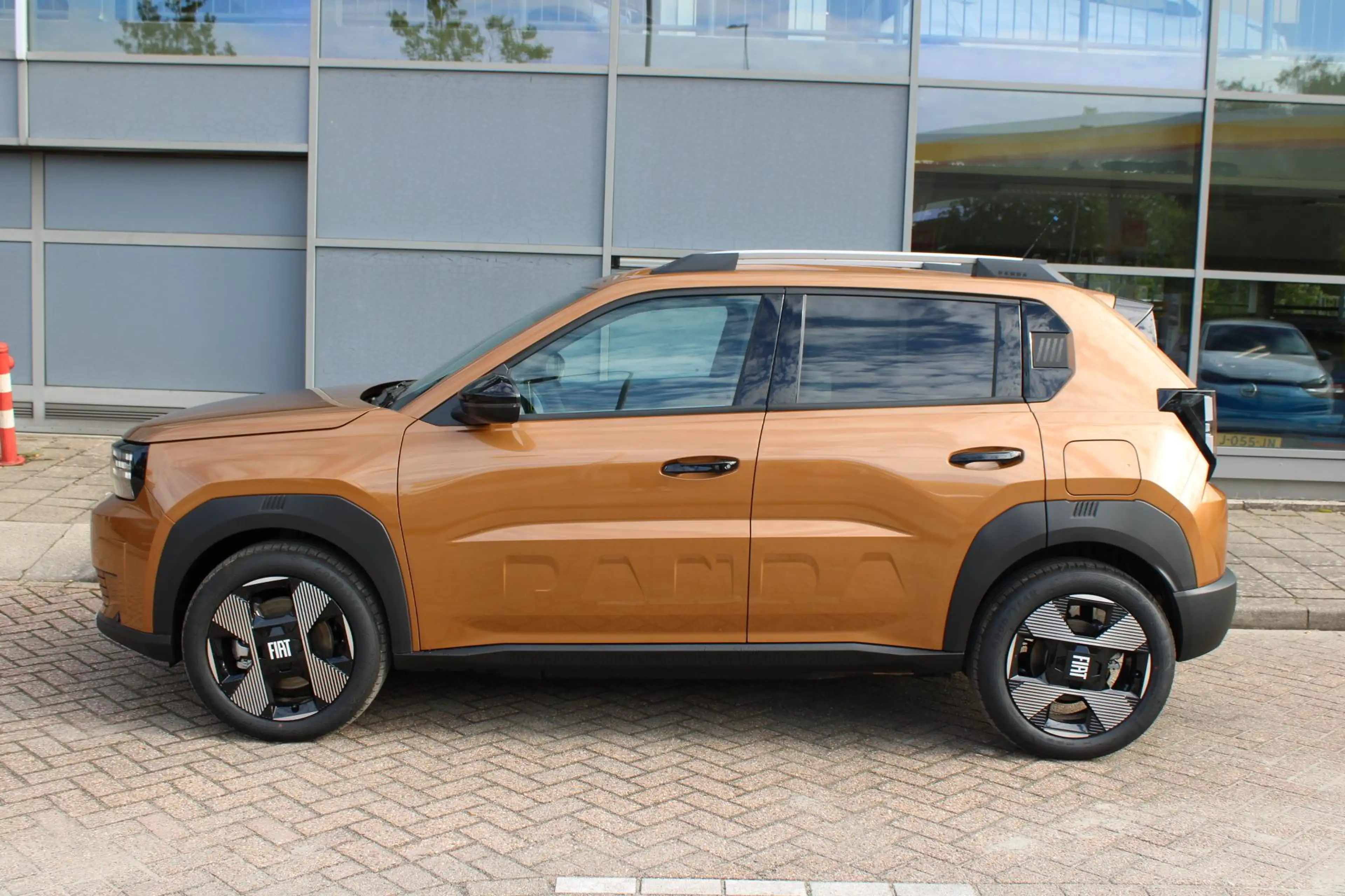 Fiat Grande Panda La Prima 11 kW 44 kWh | Camera | Parkeersensoren | — photo 11