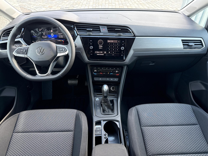 Volkswagen Touran Comfort Plus Edition-150 PS-TSI-DSG-5 Sitzer-AH... — photo 7