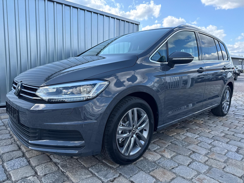 Volkswagen Touran Comfort Plus Edition-150 PS-TSI-DSG-5 Sitzer-AH...