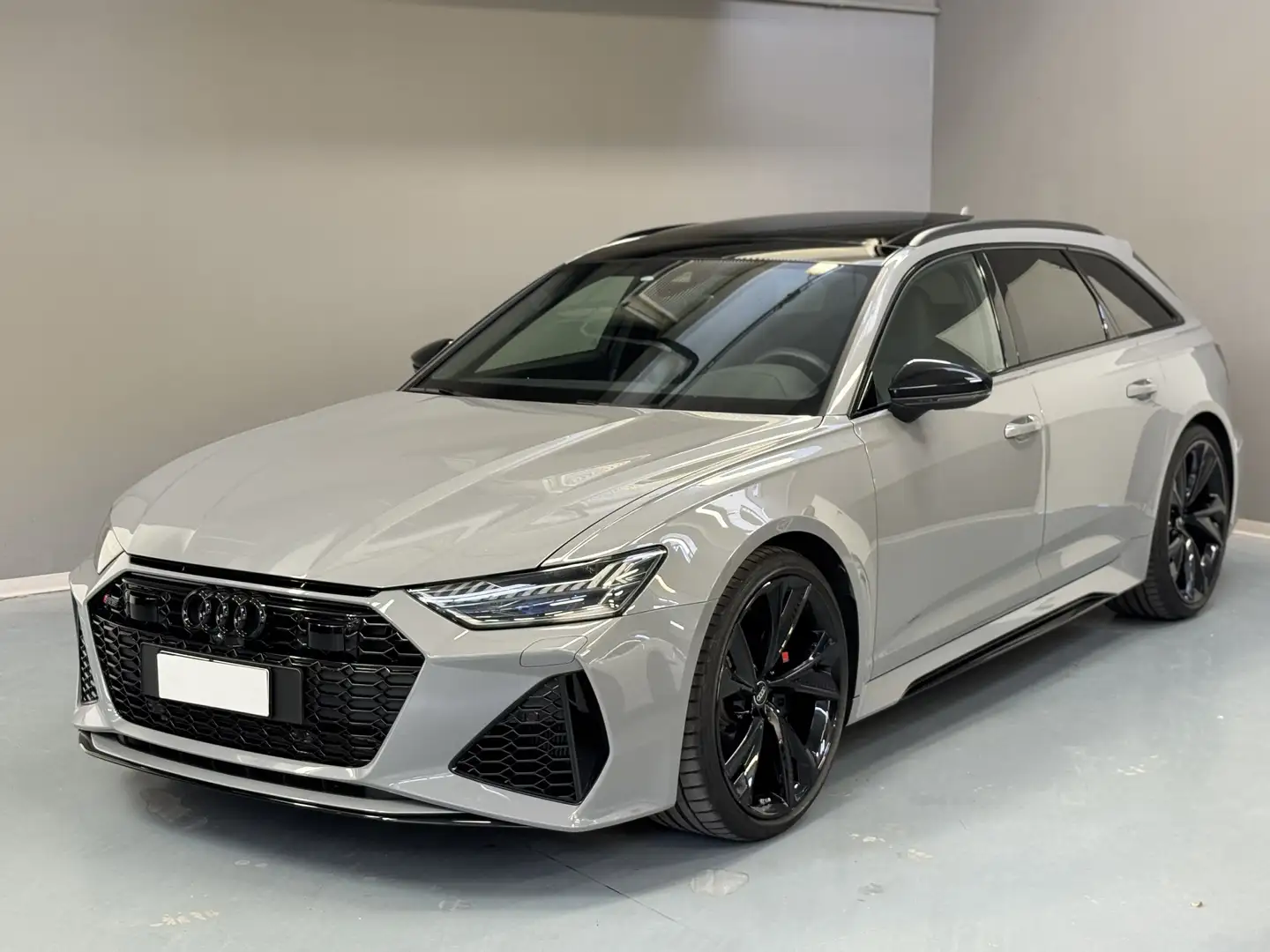 Audi RS6 GARANZIA AUDI 2028 MATRIX B&O - SEDILI RINFRESCATI Grigio - 1