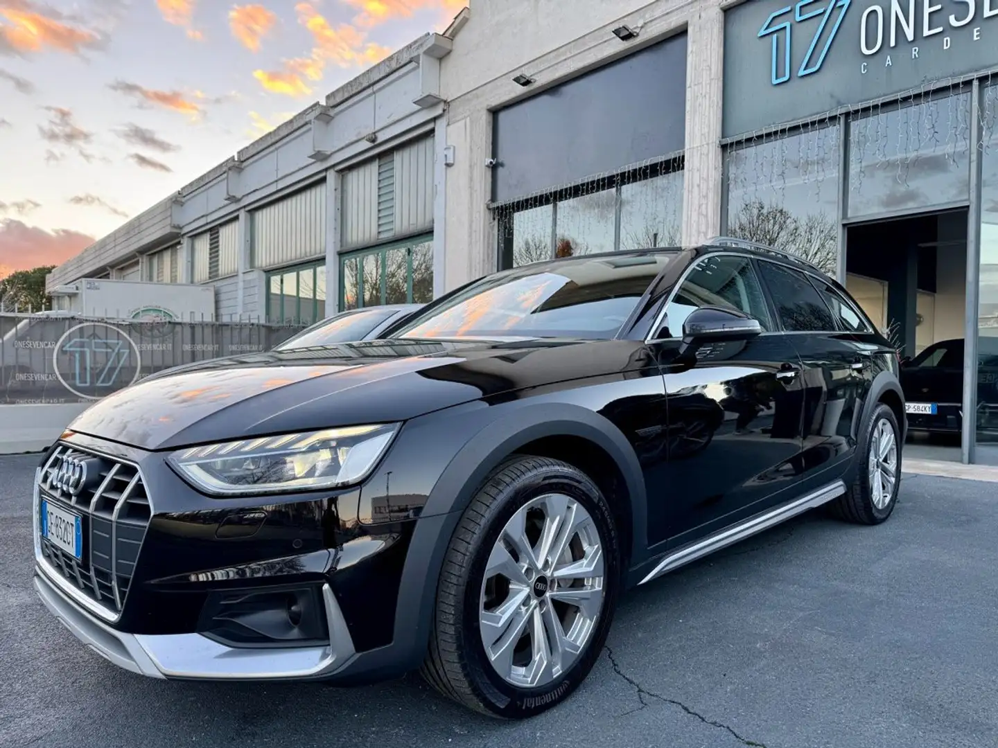 Audi A4 allroad A4 Allroad 40 2.0 tdi mhev Business Evolutio 204cv Noir - 1