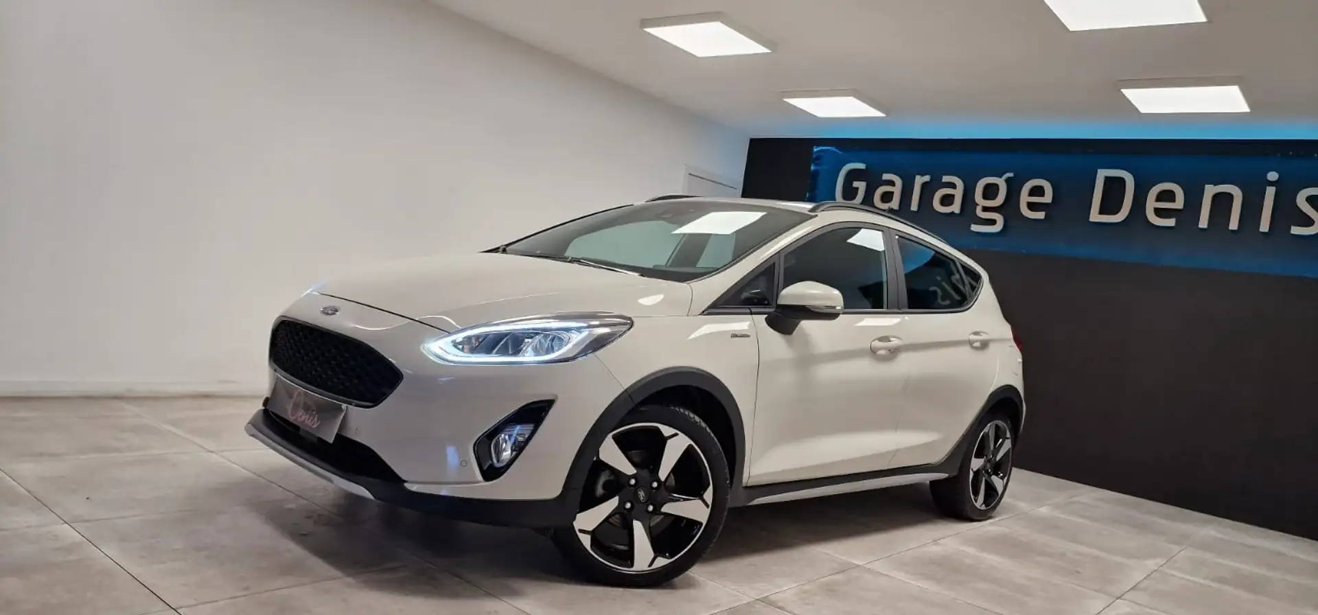 Ford Fiesta 1.0 EcoBoost Active X**GPS+CAMERA**LED**GARANTIE Blanc - 1