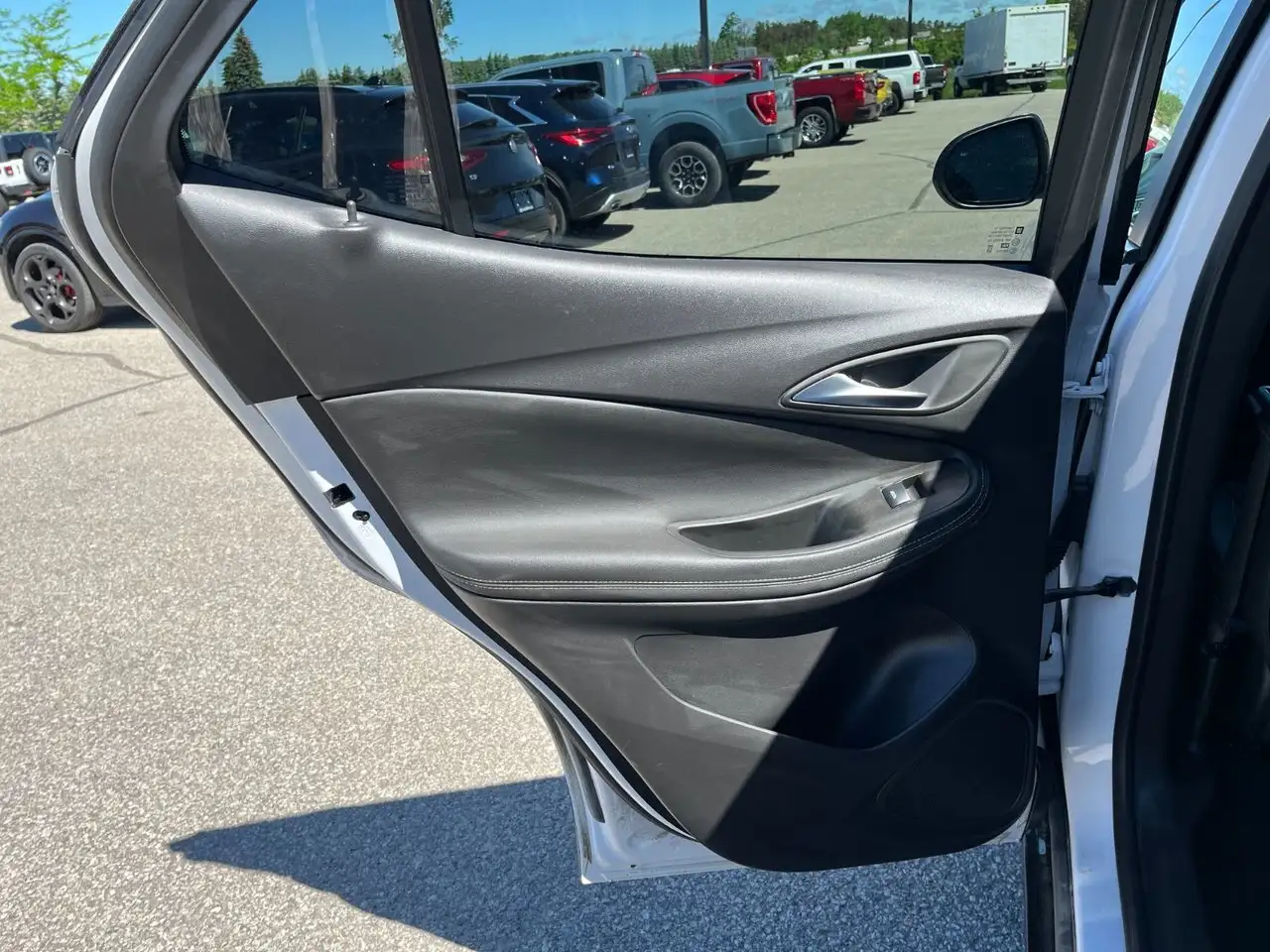 Buick Encore photo Buick Encore