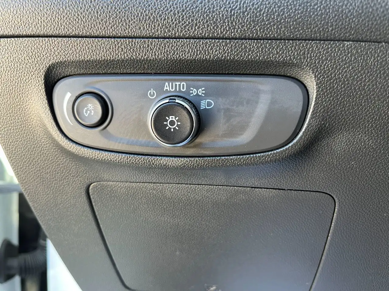 Buick Encore photo Buick Encore